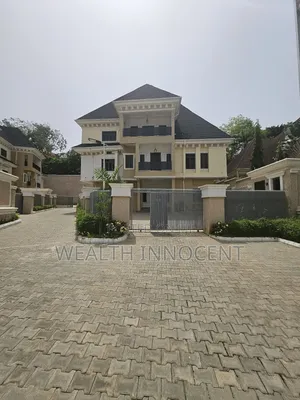 8bdrm Mansion in Asokoro for sale