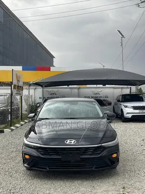 Hyundai Elantra 2024 Black