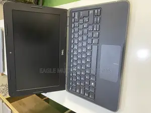 Laptop Dell Latitude 3310 6GB Intel Celeron SSD 60GB