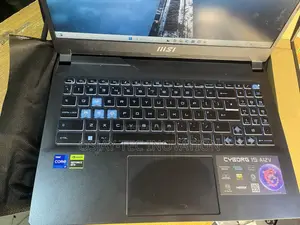 Laptop MSI Cyborg 15 16GB Intel Core i7 SSD 512GB