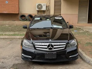 Mercedes-Benz C300 Sport 4Matic Sedan AWD (3.5L 6cyl 7A) 2014 Black