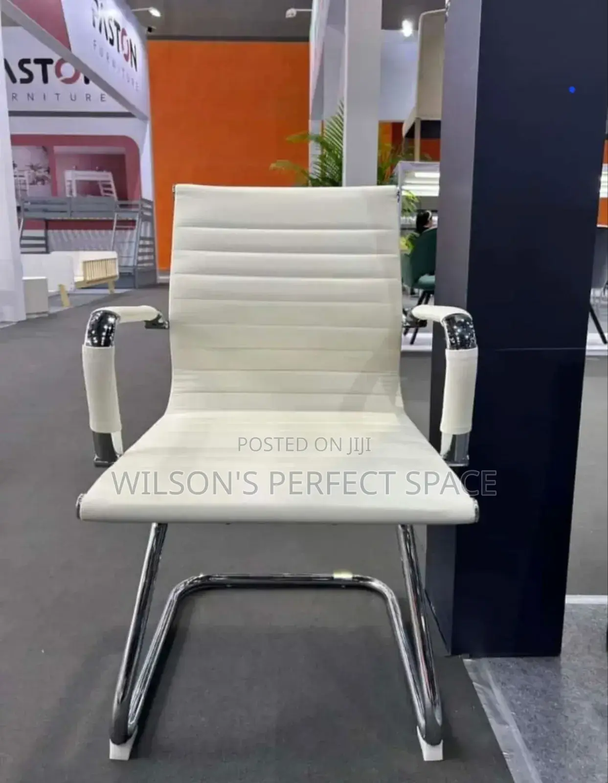 Modern Classy Office Chair
