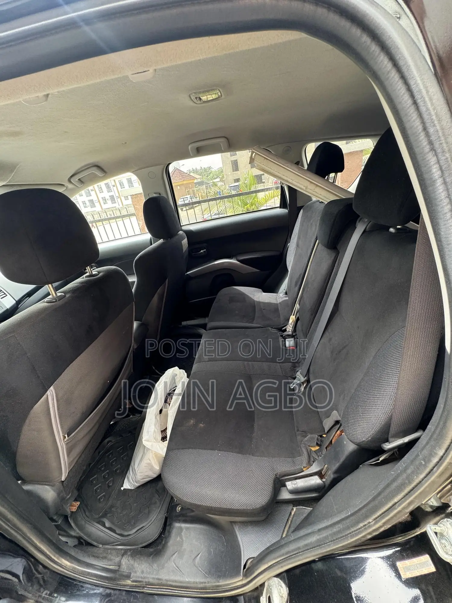 Mitsubishi Outlander XLS 2011 Black