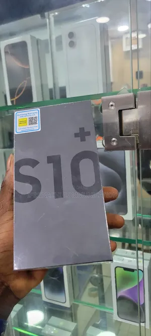 New Samsung Galaxy S10 Plus 128 GB Black