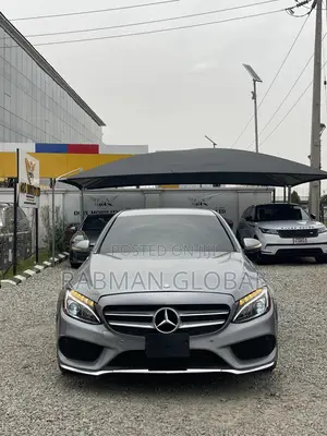 Mercedes-Benz C300 Sport 4Matic Sedan AWD (2.0L 4cyll 7A) 2016 Gray