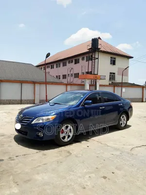 Toyota Camry 2010 Blue