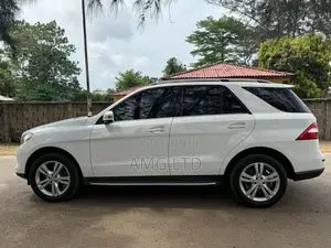 Mercedes-Benz M Class ML350 4MATIC 4dr SUV AWD (3.5L 6cyl 7A) 2015