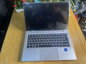 Laptop HP EliteBook 830 G8 8GB Intel Core i5 SSD 256GB