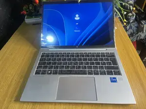 Laptop HP EliteBook 830 G9 16GB Intel Core i5 SSD 256GB