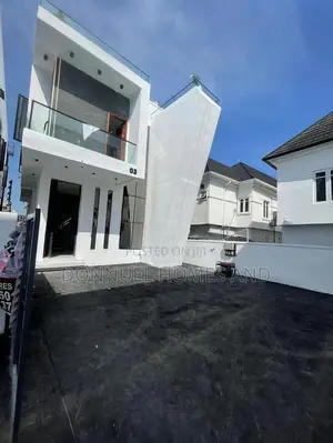 4bdrm Duplex in Ikota for rent
