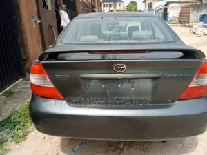 Toyota Camry 2002 Gray