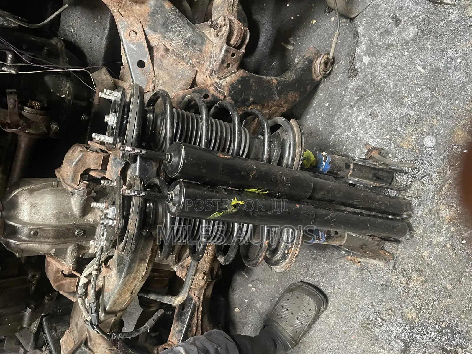 Mazda Cx9 Front and Back Shocks