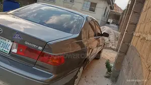 Toyota Camry 2000 Gray