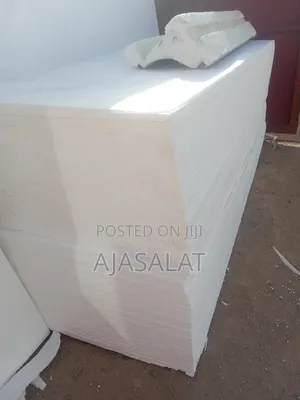 Polystyrene Bord and Parapet