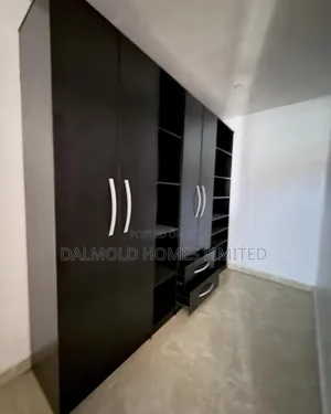 4bdrm Duplex in Lekki for rent