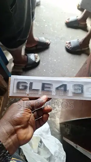 Mercedes Benz Gle43 Emblem