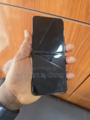Samsung Galaxy Z Flip4 256 GB