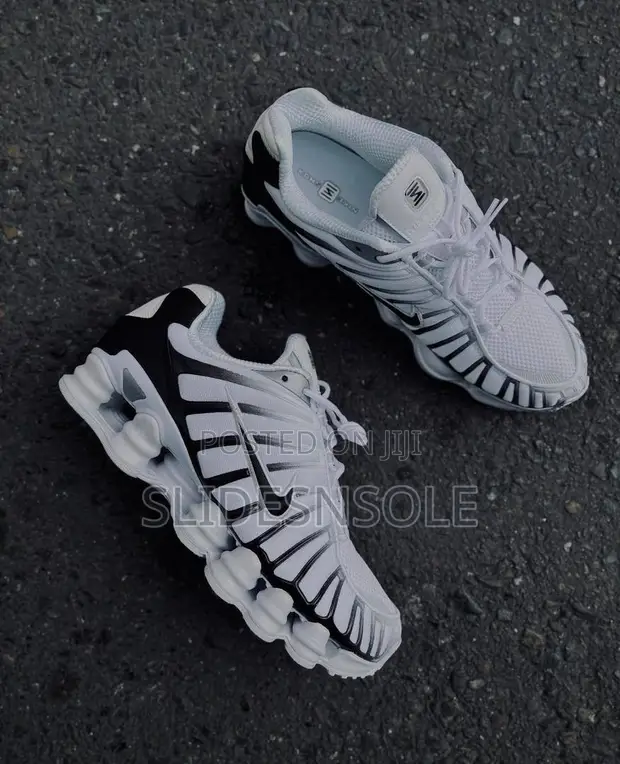 Nike Men’s White Athletic Shoes with Black Gradient Swoosh Nike Men main image 2