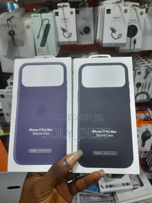 iPhone 17pro Max | 17pro | 17ari Silicone Magsafe Cases