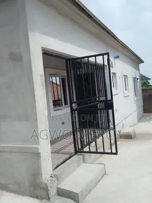 1bdrm Apartment in Suaka New Site, Lugbe District for rent