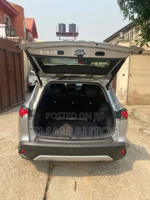 Toyota Corolla Cross 2022 Silver