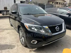 Nissan Pathfinder 2013 Black
