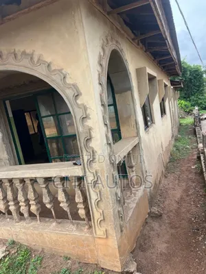 4bdrm Block of Flats in Peace Estate, Ibadan for sale