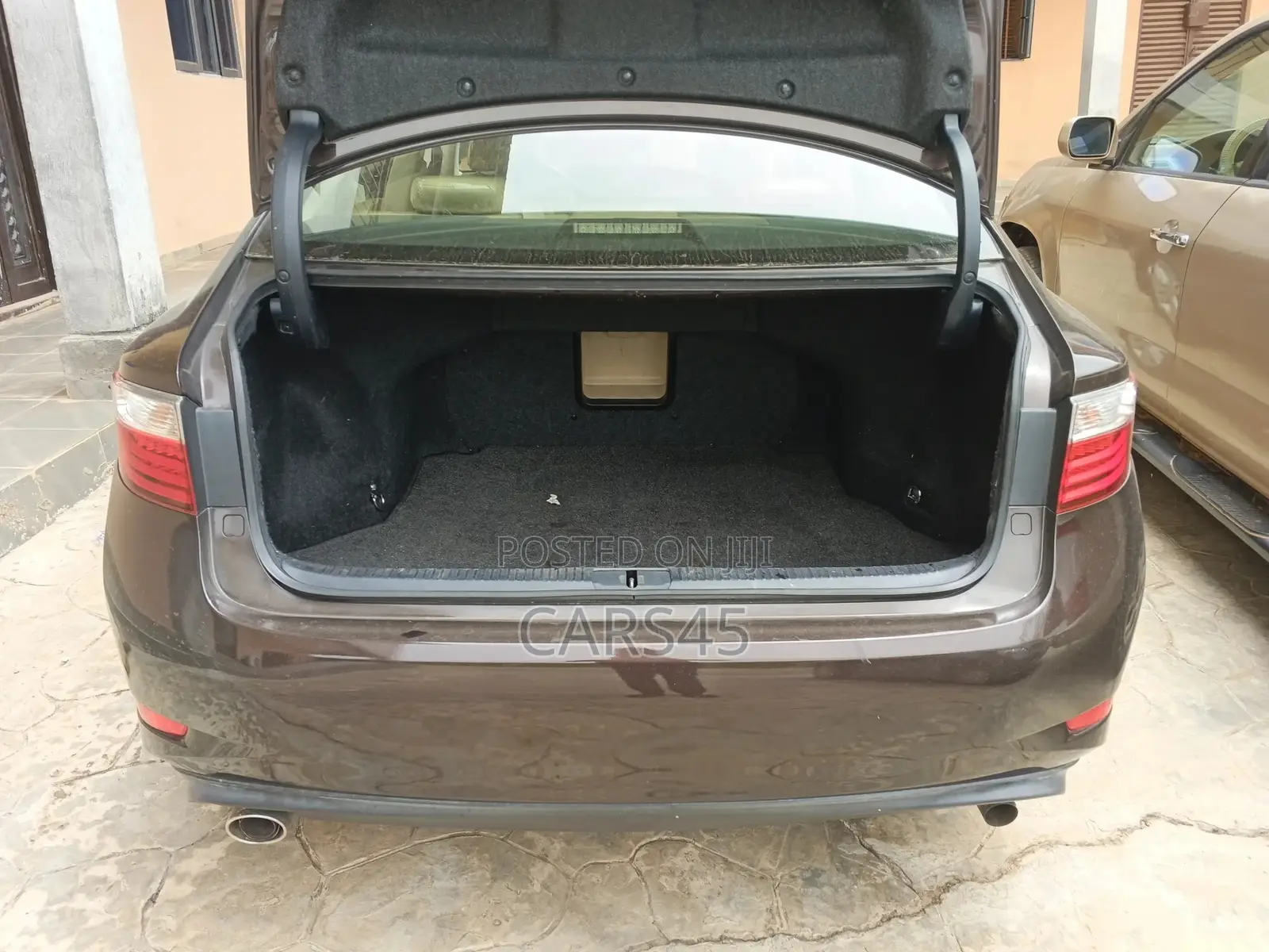 Lexus ES 2013 Brown