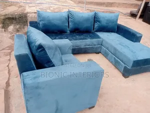 L Shape Parlour Chair With Single and Pillows