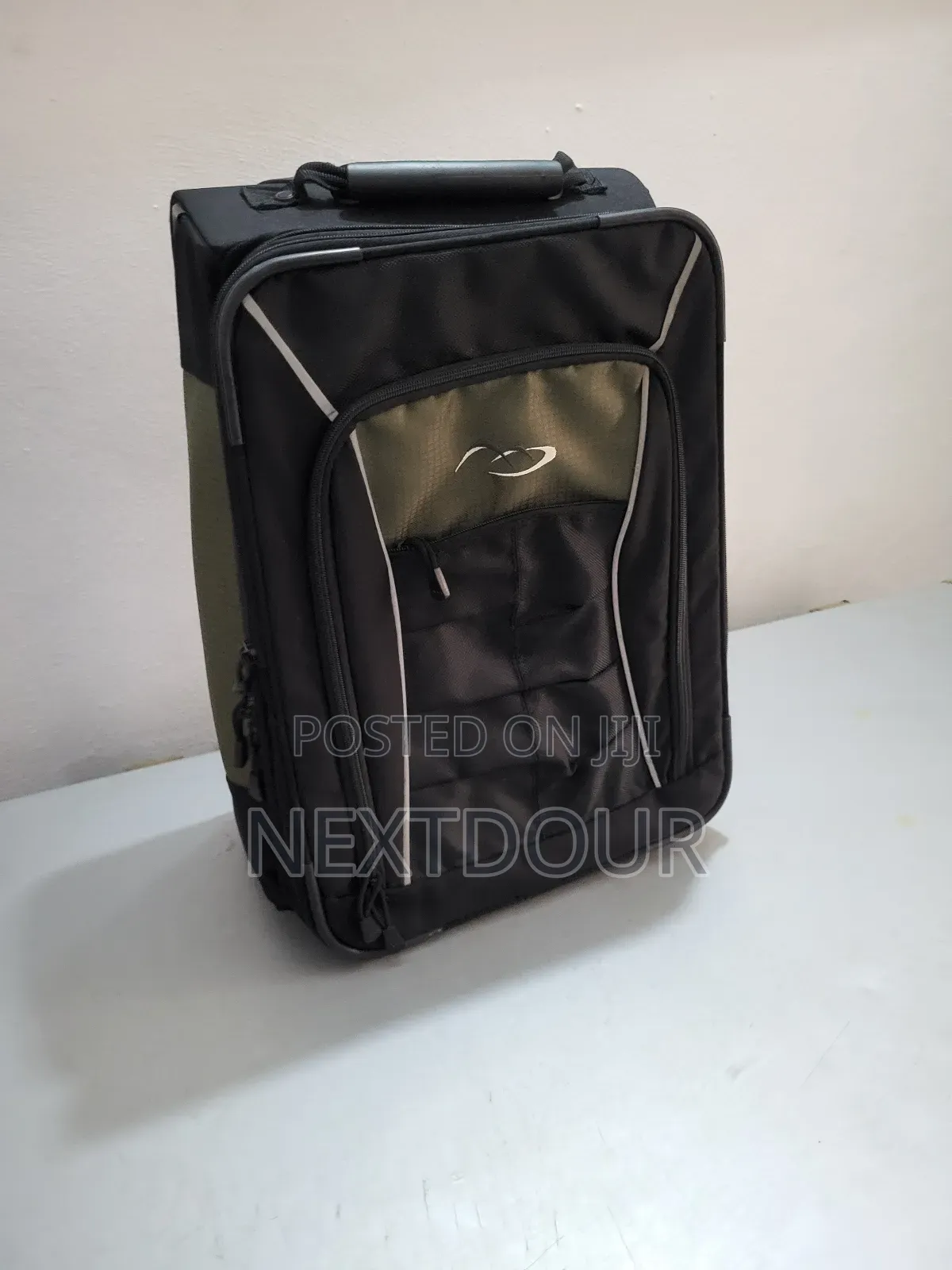 Traveling Bag