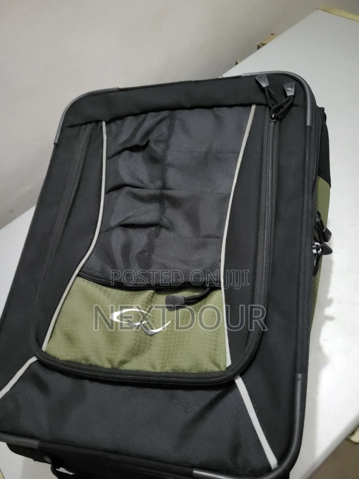 Traveling Bag