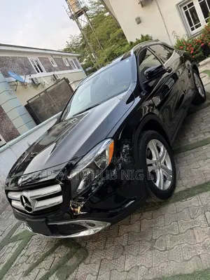 Mercedes-Benz GLA 250 2016 Black
