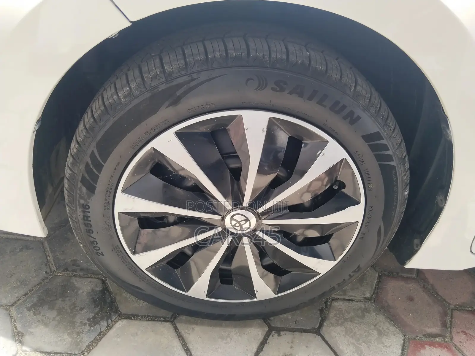 Toyota Corolla 2017 White