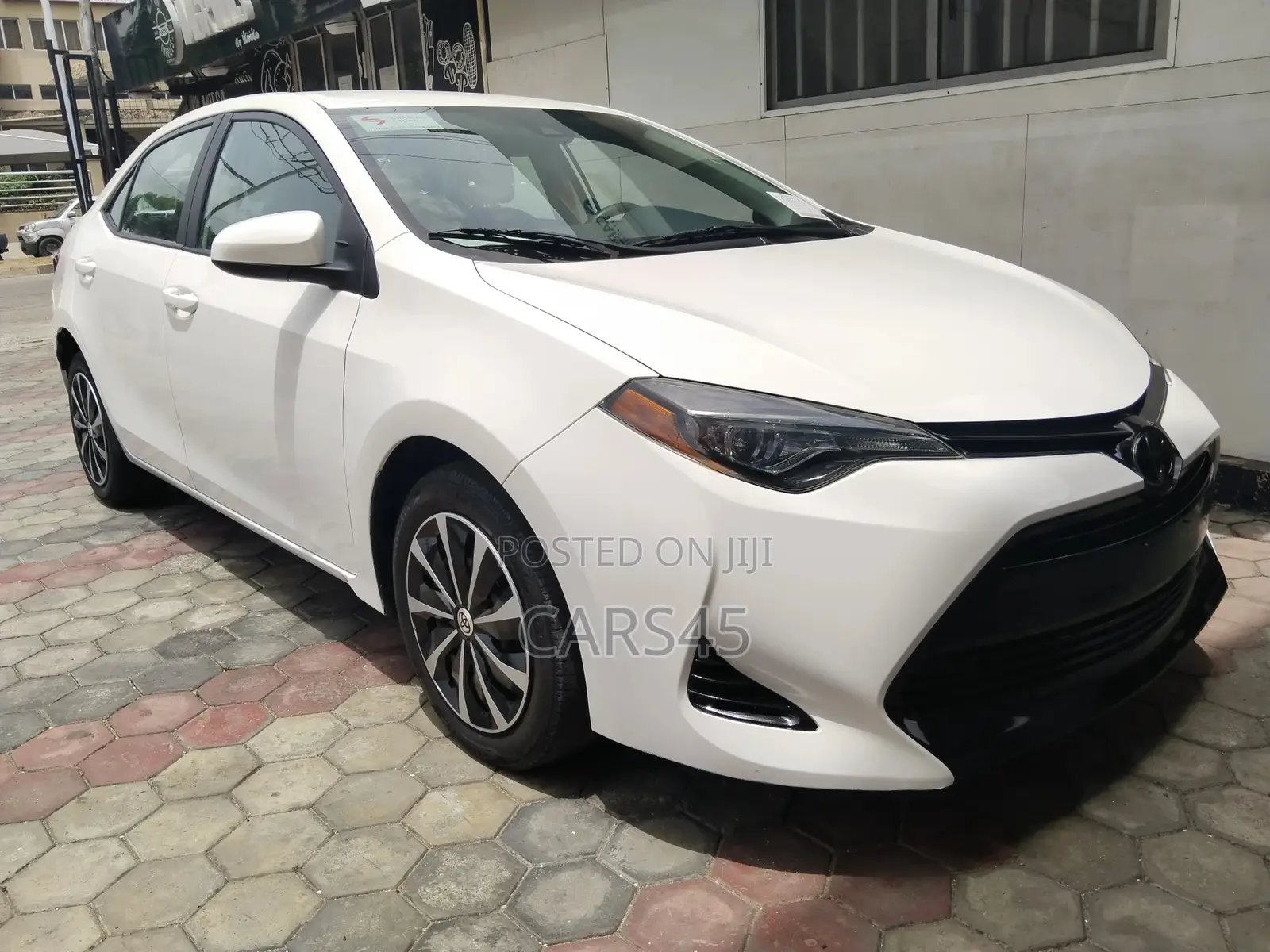 Toyota Corolla 2017 White