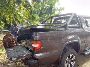 Boot Cover and Rugged Bar Nord Pick-Up