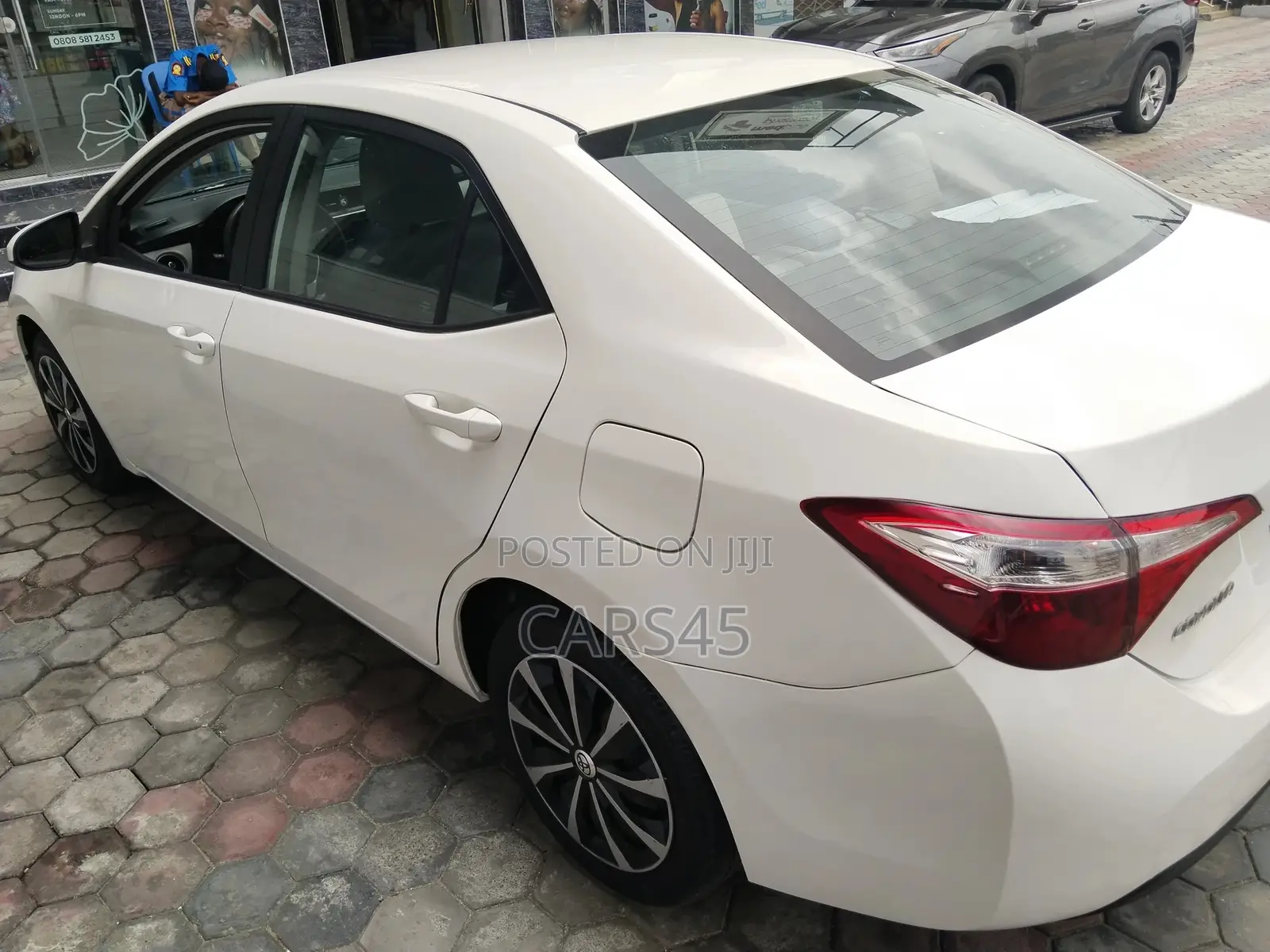 Toyota Corolla 2017 White
