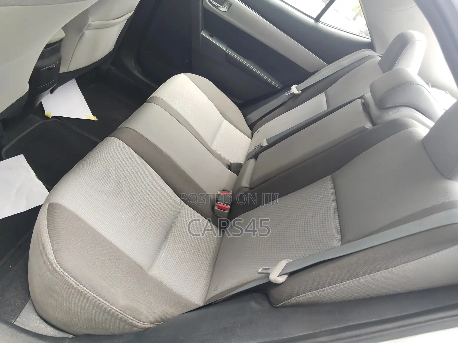 Toyota Corolla 2017 White