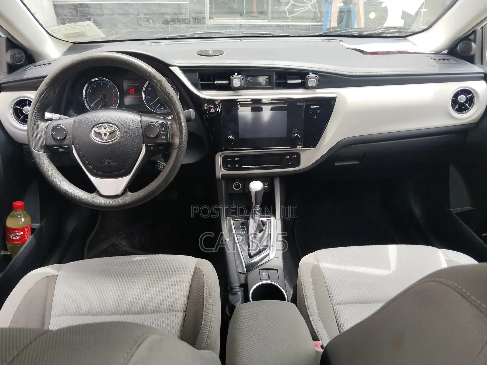 Toyota Corolla 2017 White