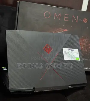 Laptop HP Omen 17 8GB Intel Core i5 SSD 1T