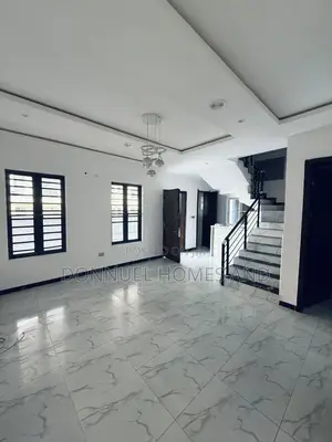 4bdrm Townhouse / Terrace in Ikate for rent