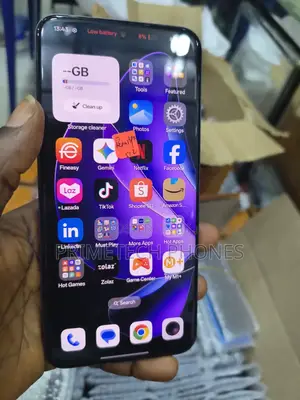 Oppo Reno13 Pro 12 GB Black