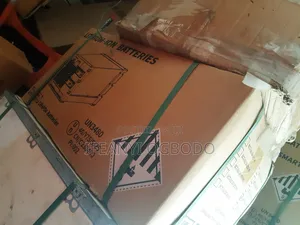 Flat 7.5kwh 24v Blue Carbon Lithium Battery