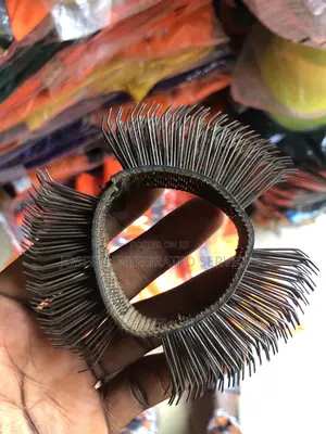 Monti Bristle Blaster