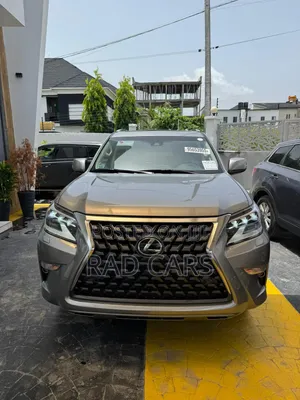 Lexus GX 460 AWD 2023 Gold