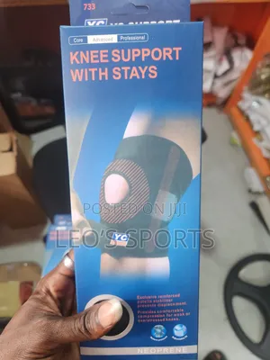 Knee Support With Stays