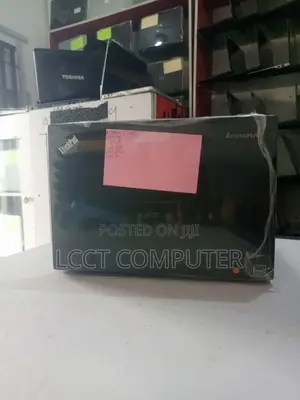 Laptop Lenovo 4GB Intel Core i5 SSD 40GB