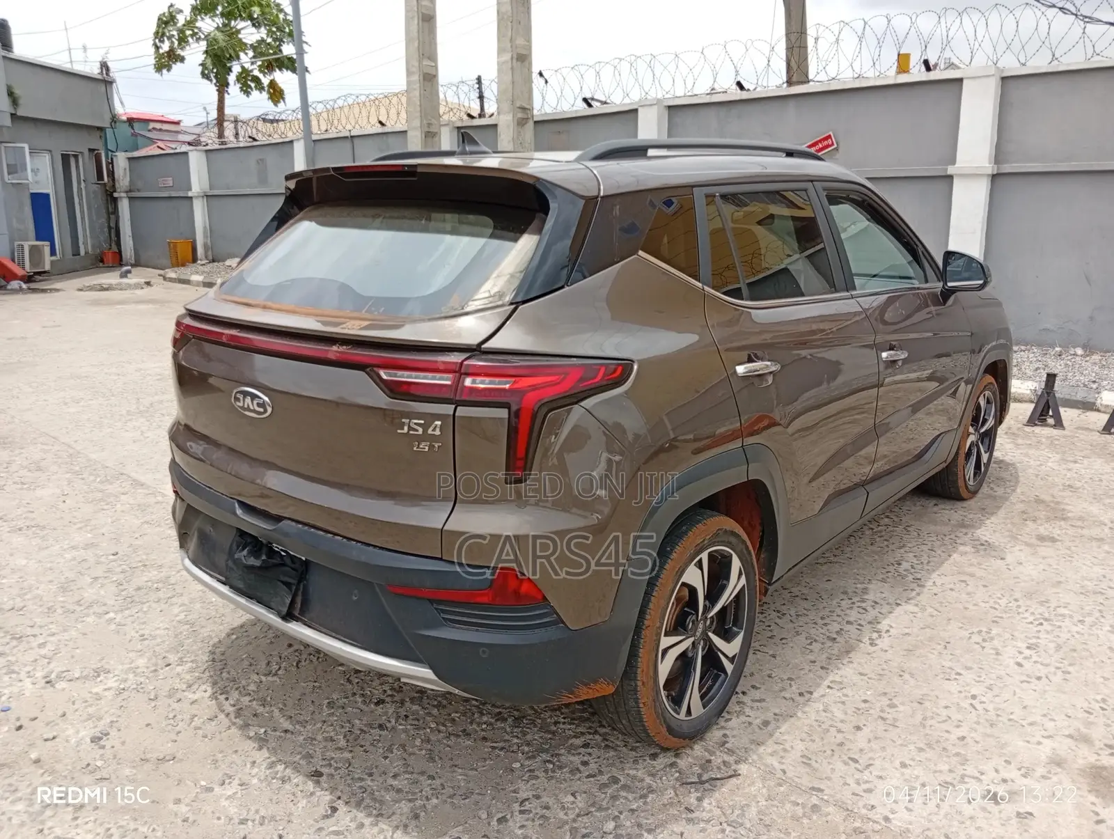 JAC JS4 2022 Brown