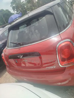 Mini Cooper 2017 Red