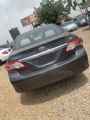 Toyota Corolla 2012 Silver