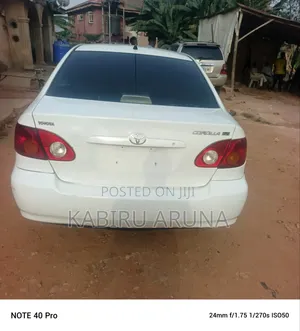 Toyota Corolla 2003 White